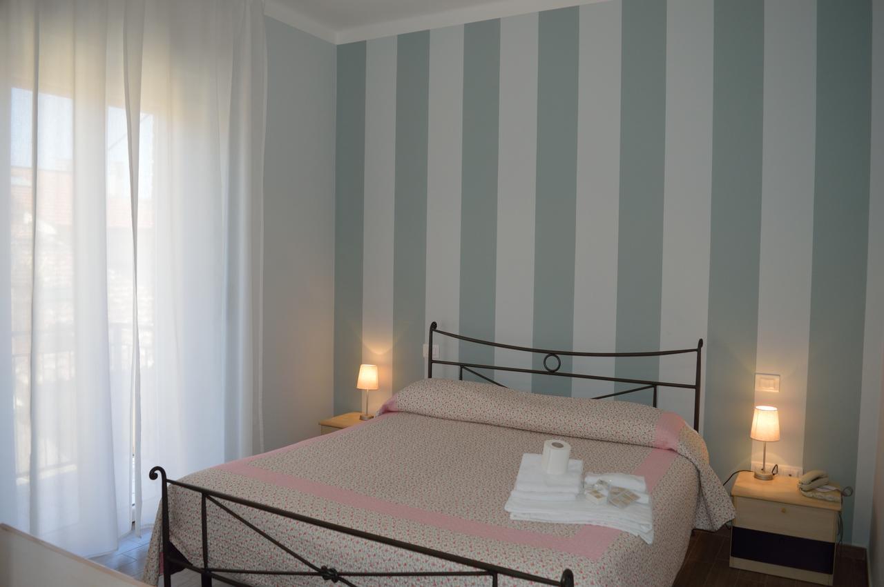 Hotel Bianchi Nicola ปอร์โตเรกานาติ ภายนอก รูปภาพ